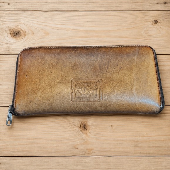 Vintage Handbags - Vintage-Style Brown Zip Around Wallet Clutch Distressed Faux Leather [V]
